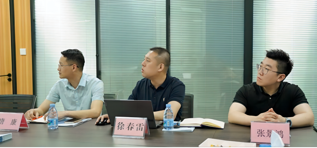 湖北省市場監(jiān)督管理局、湖北省計量測試技術(shù)研究院領(lǐng)導(dǎo)一行到訪創(chuàng)芯檢測實驗室交流合作